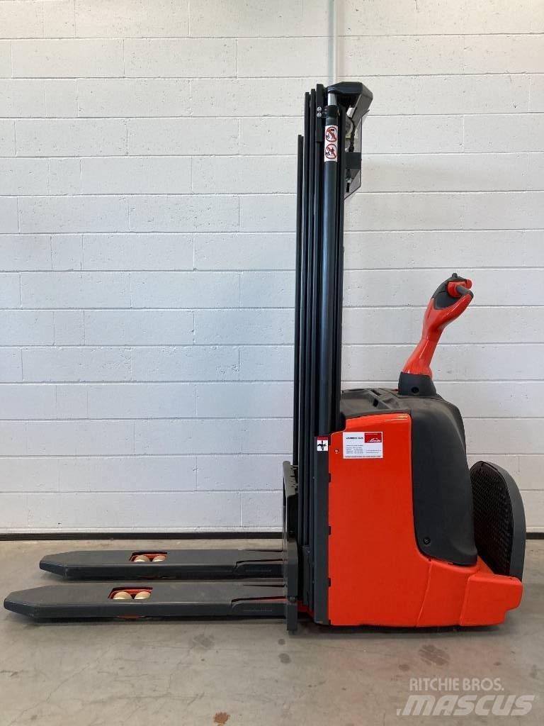 Linde L14P/1169 Self propelled stackers