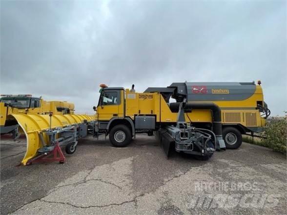 Boschung S3 Sweepers