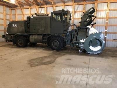 Oshkosh H2218 Other