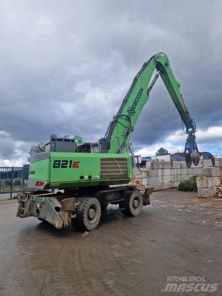 Sennebogen 821 E Wheeled excavators