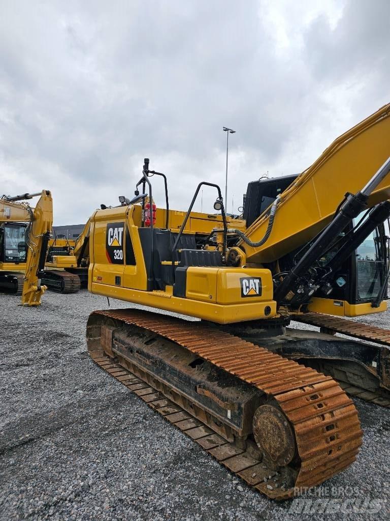 CAT 320 Crawler excavators