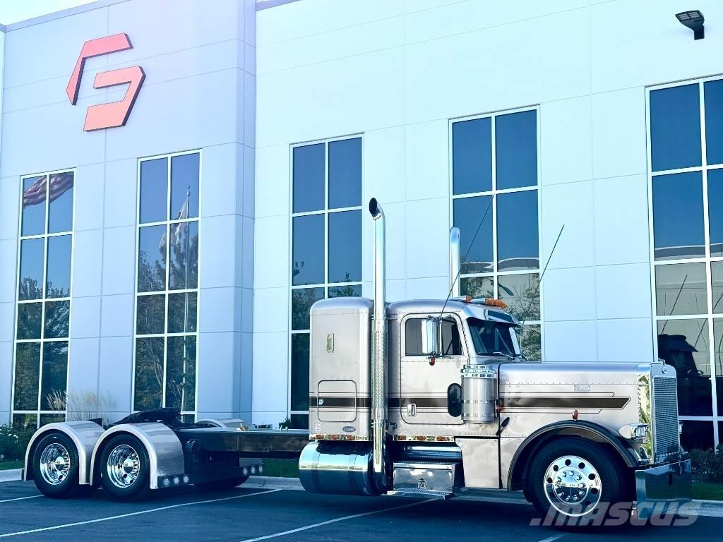 Peterbilt 379 Prime Movers