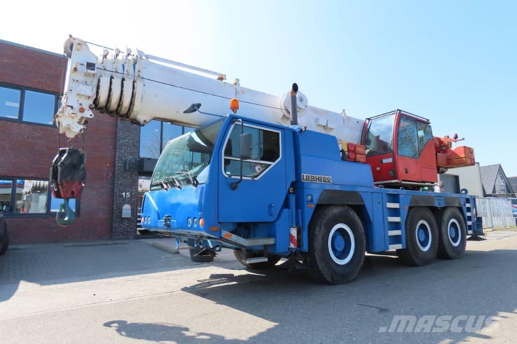 Liebherr LTM 1055-1 All terrain cranes