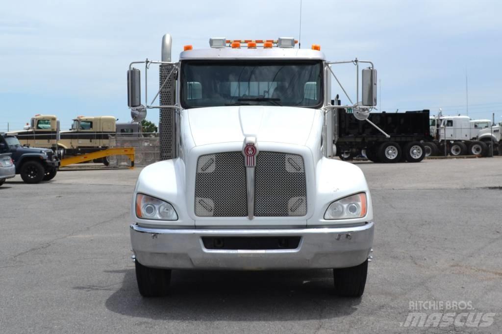 Kenworth T 370 Prime Movers