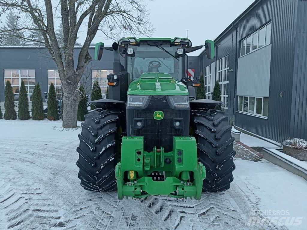 John Deere 8R 370 Tractors