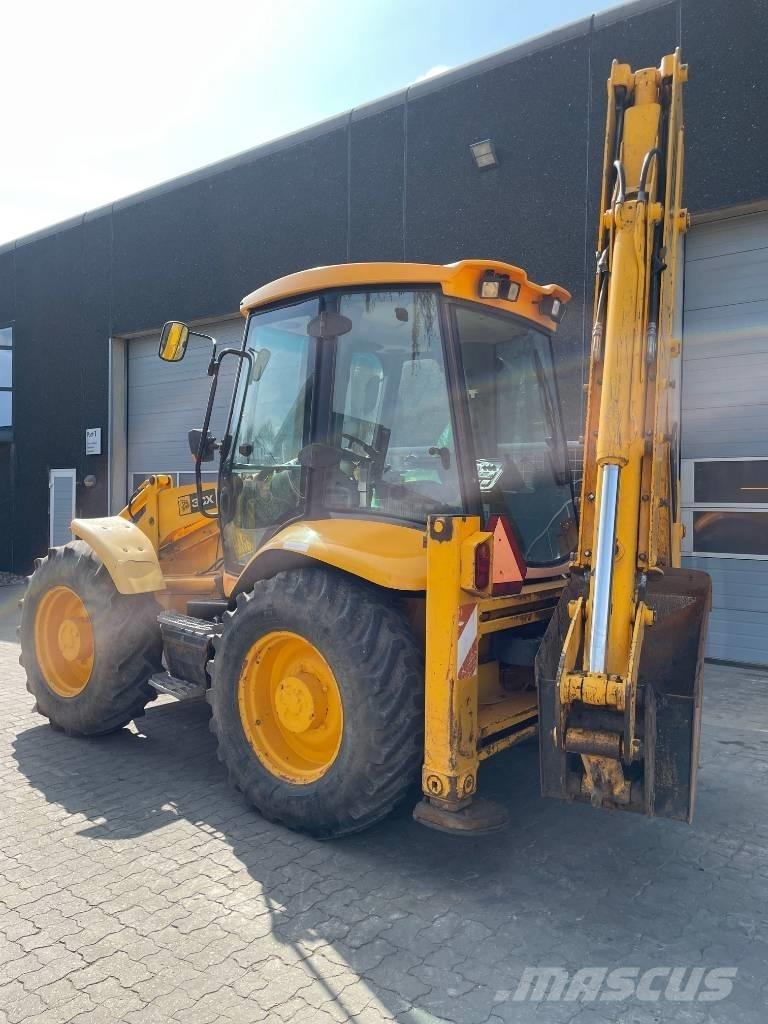 JCB 3CX Backhoe