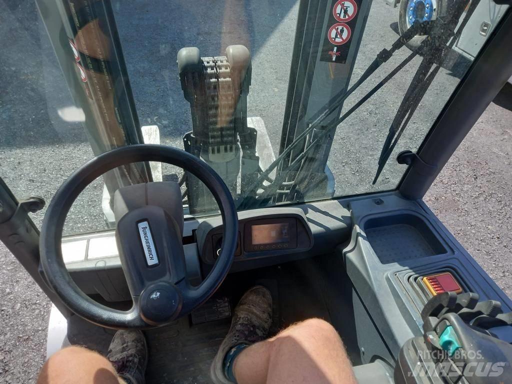 Jungheinrich EFG 540 Electric forklift trucks