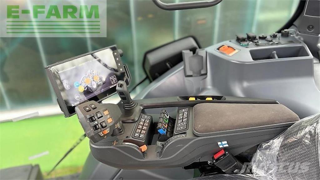 Valtra q 285 Tractors