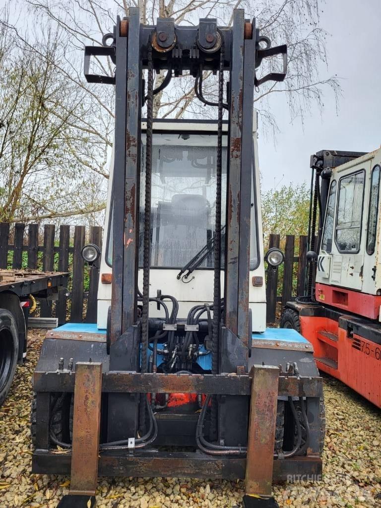Kalmar DC 7.5-600 Diesel trucks