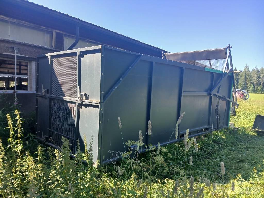 ERT Rehulaidat Forage wagons