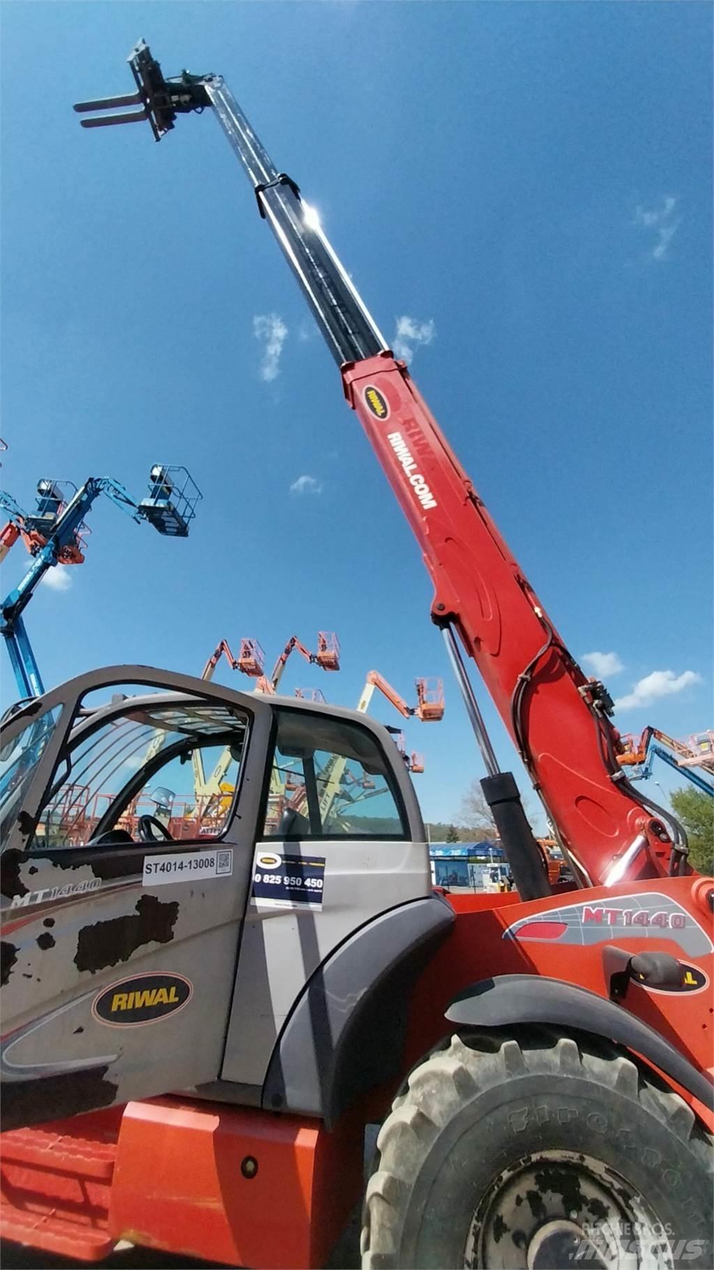 Manitou MT1440 Telescopic handlers