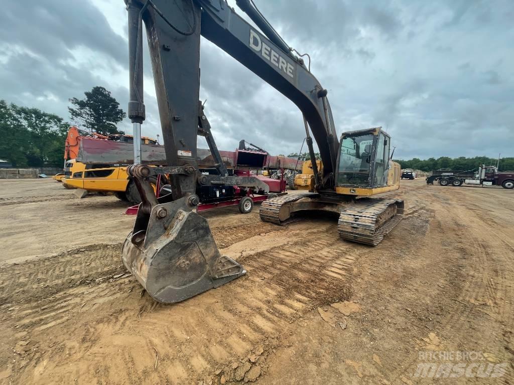 DEERE 250G LC Crawler excavators