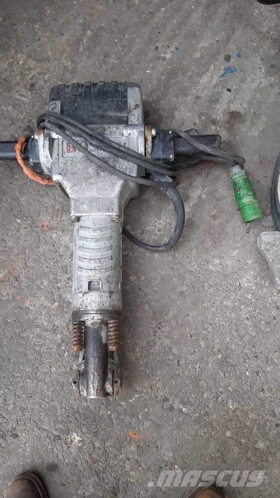 Atlas Copco 25 KI Hammers / Breakers