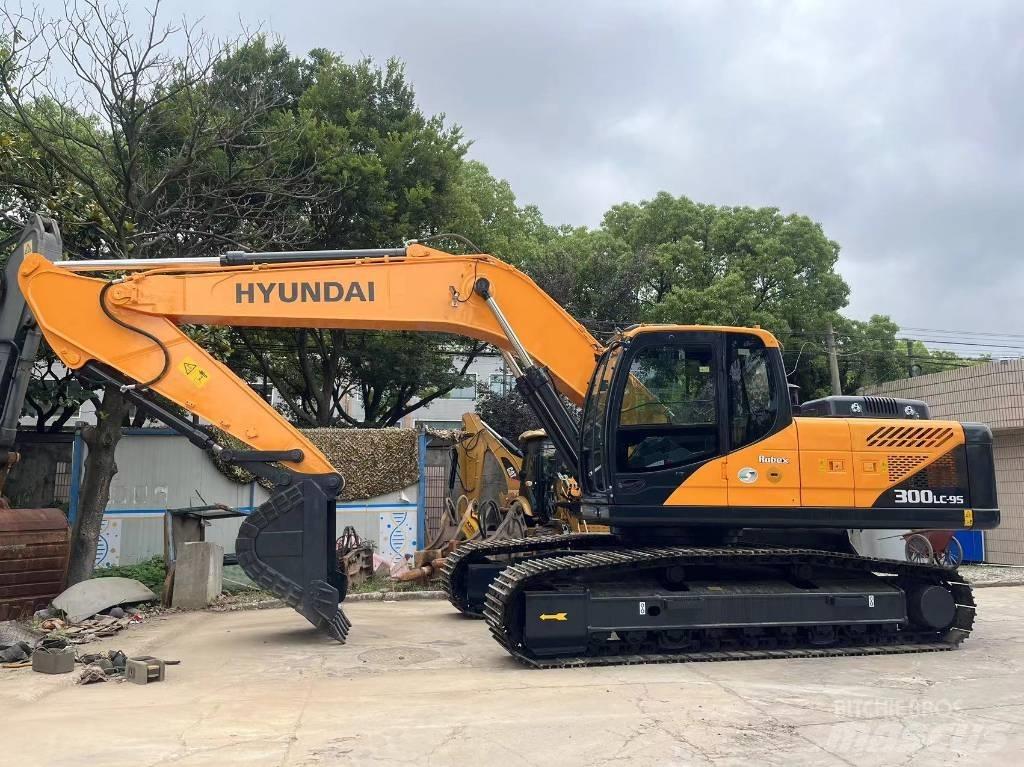 Hyundai R300LC-9S Crawler excavators
