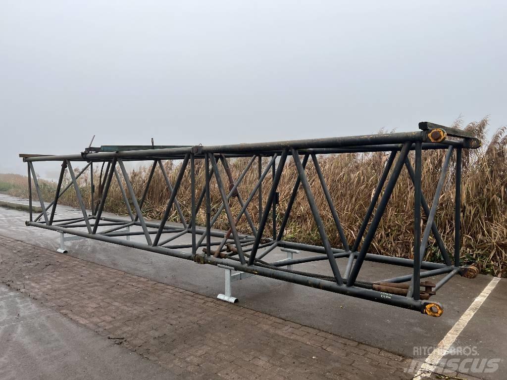 Hitachi KH 300 Crane parts and equipment