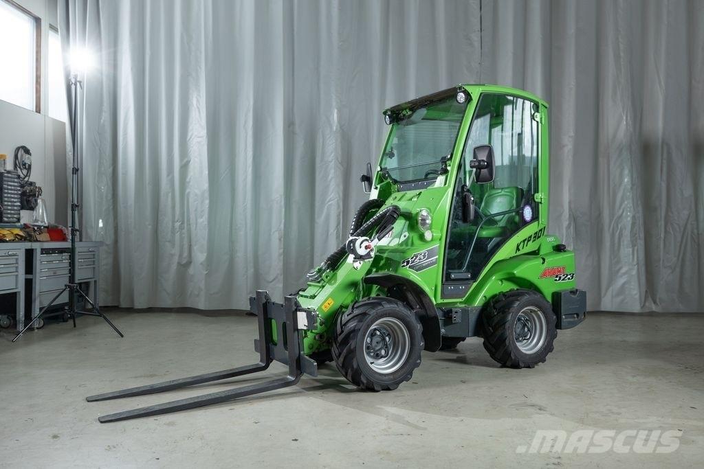 Avant 523 Mini loaders