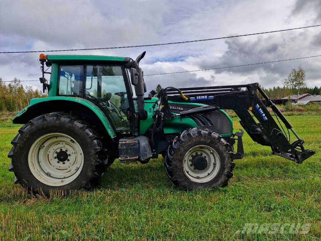 Valtra T 182 Versu Tractors