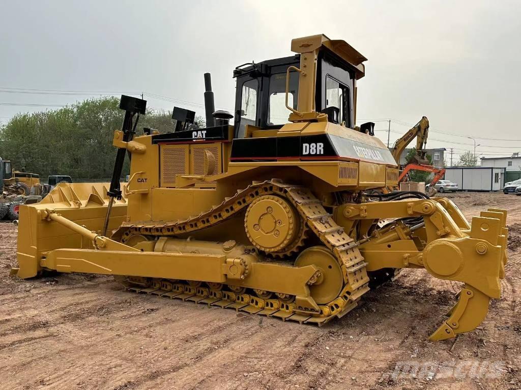 CAT D8R Crawler dozers