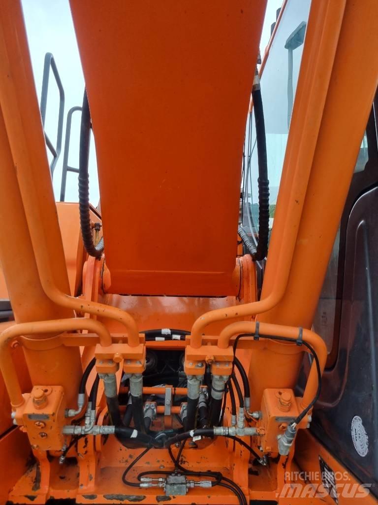 Doosan DX 180 LC-3 Crawler excavators