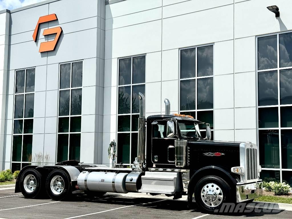 Peterbilt 389 Prime Movers