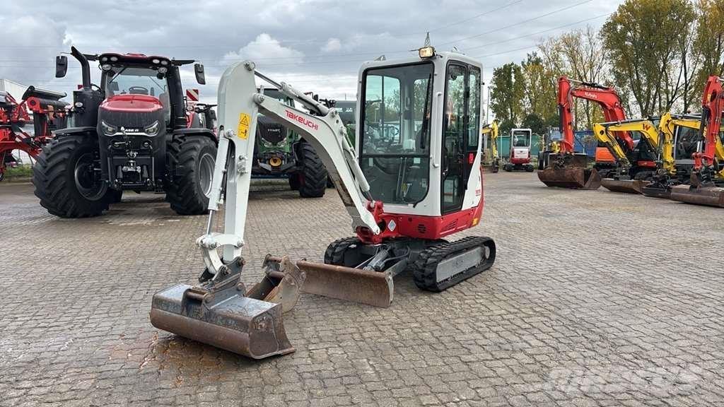 Takeuchi TB216 Mini excavators < 7t (Mini diggers)
