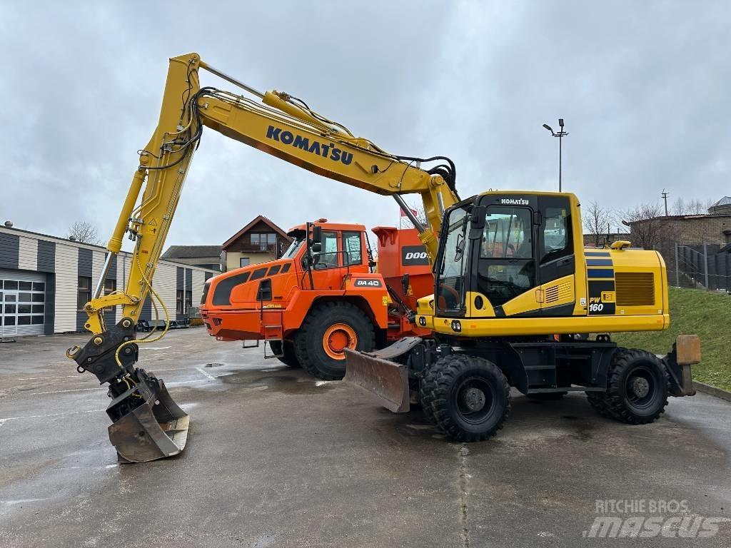 Komatsu PW160-11 Wheeled excavators