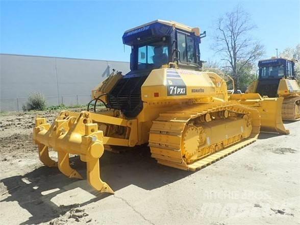 Komatsu D71PXi-24 Crawler dozers