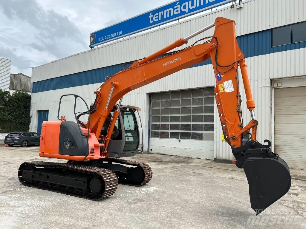 Hitachi ZX 135 US Crawler excavators