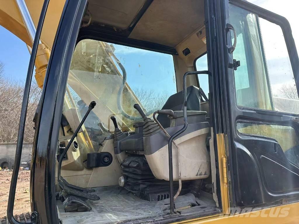 CAT 320 C L Crawler excavators