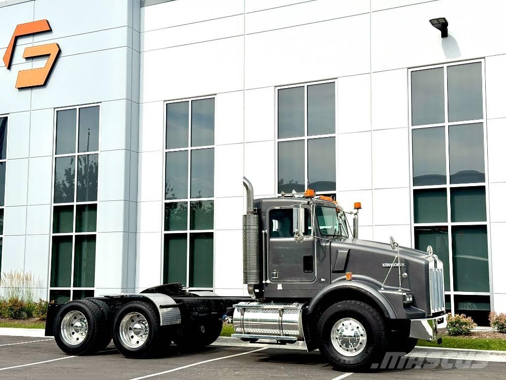 Kenworth T 800 Prime Movers