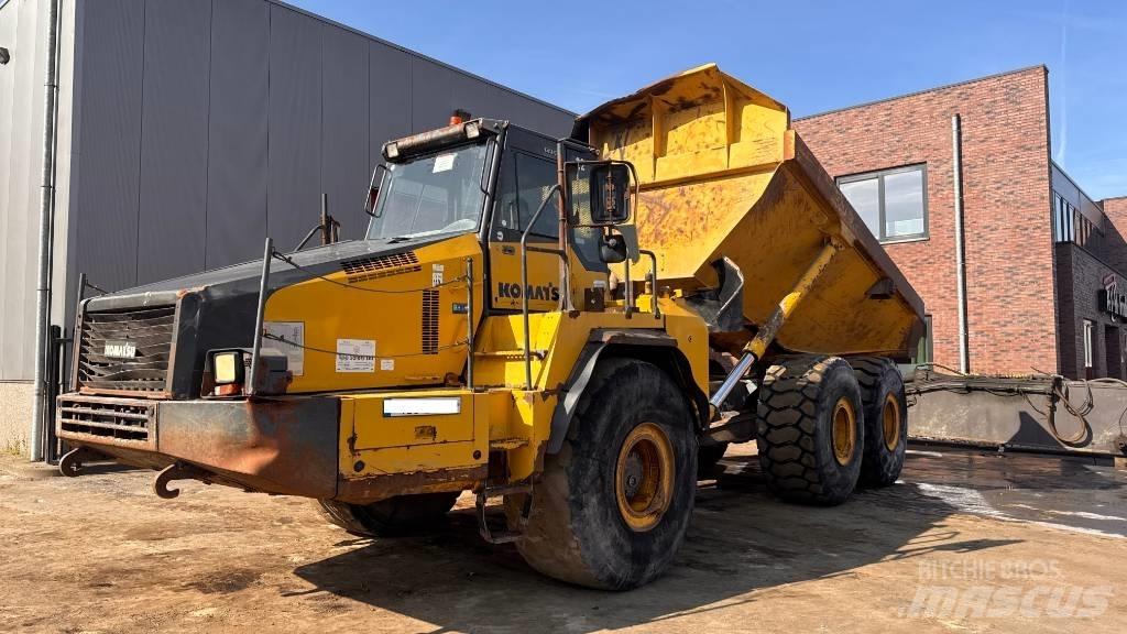 Komatsu HM 400-2 Articulated Haulers