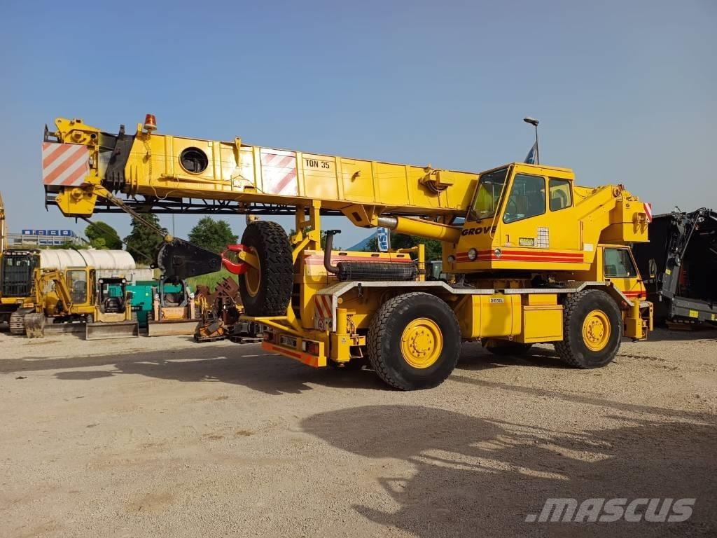 Grove AT 735 S All terrain cranes