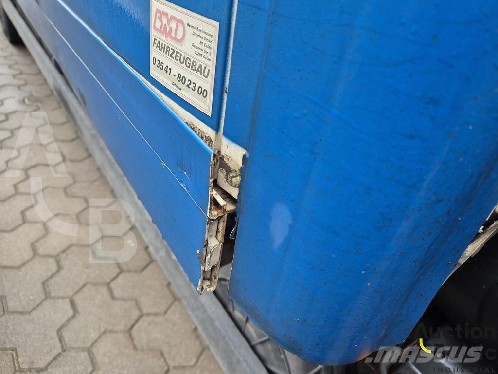 MAN TGL12.220 BL Box trucks