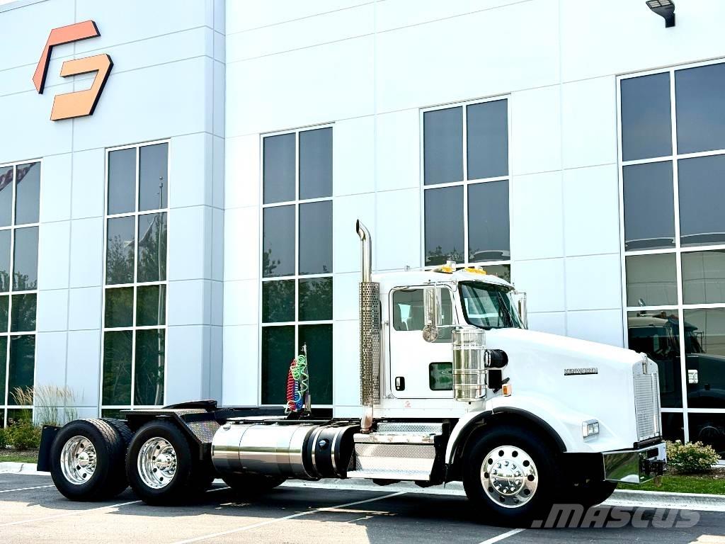 Kenworth T 800 Prime Movers