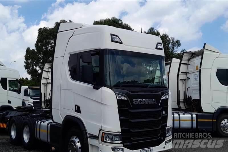 Scania R560 Other trucks