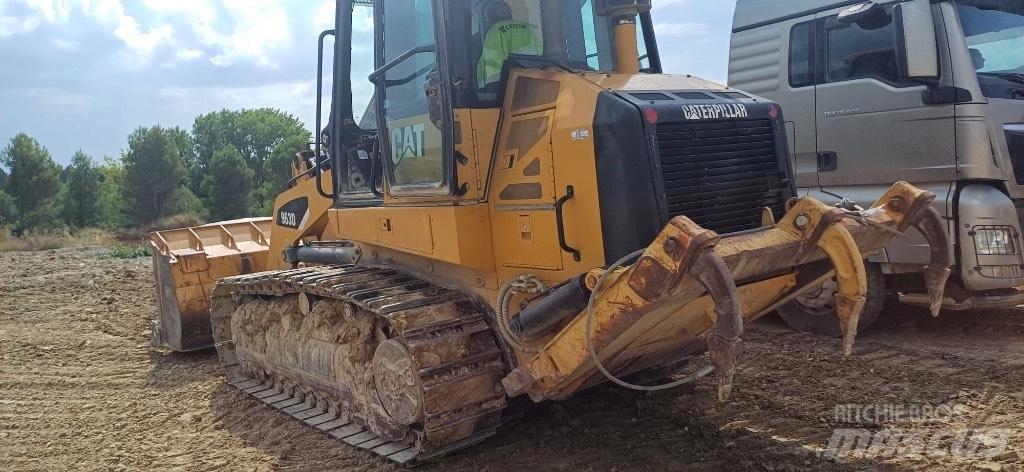 CAT 963 D Crawler loaders