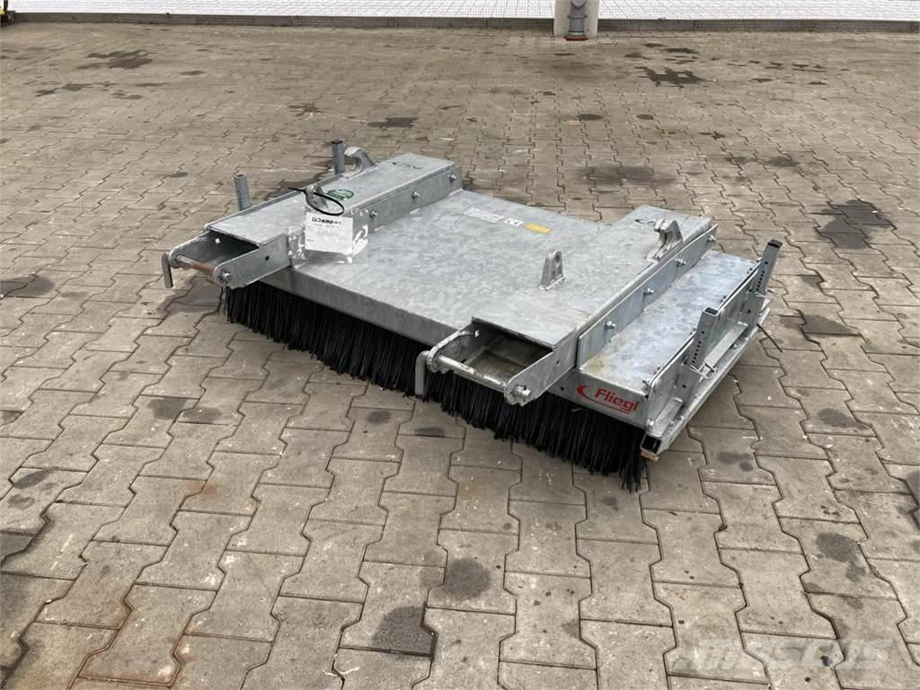 Fliegl Löwe 1,50m Sweepers