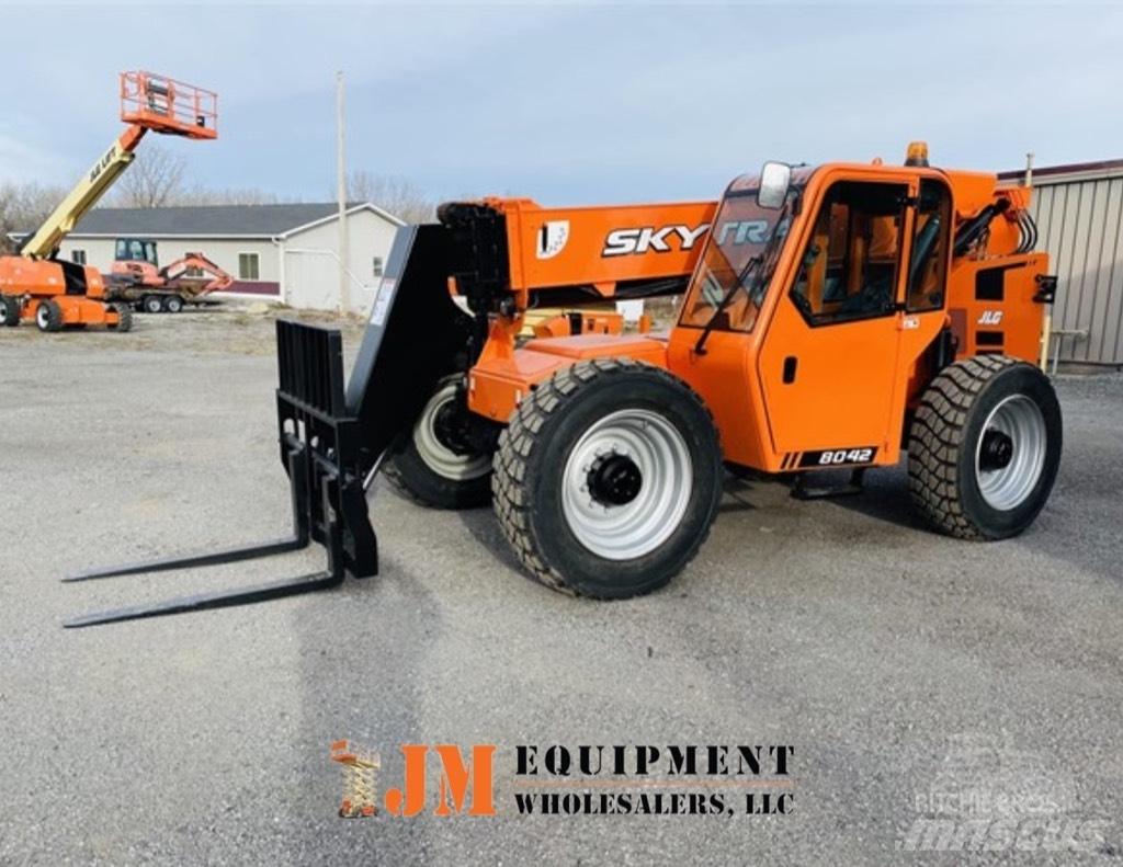 SkyTrak 8042 Telescopic handlers