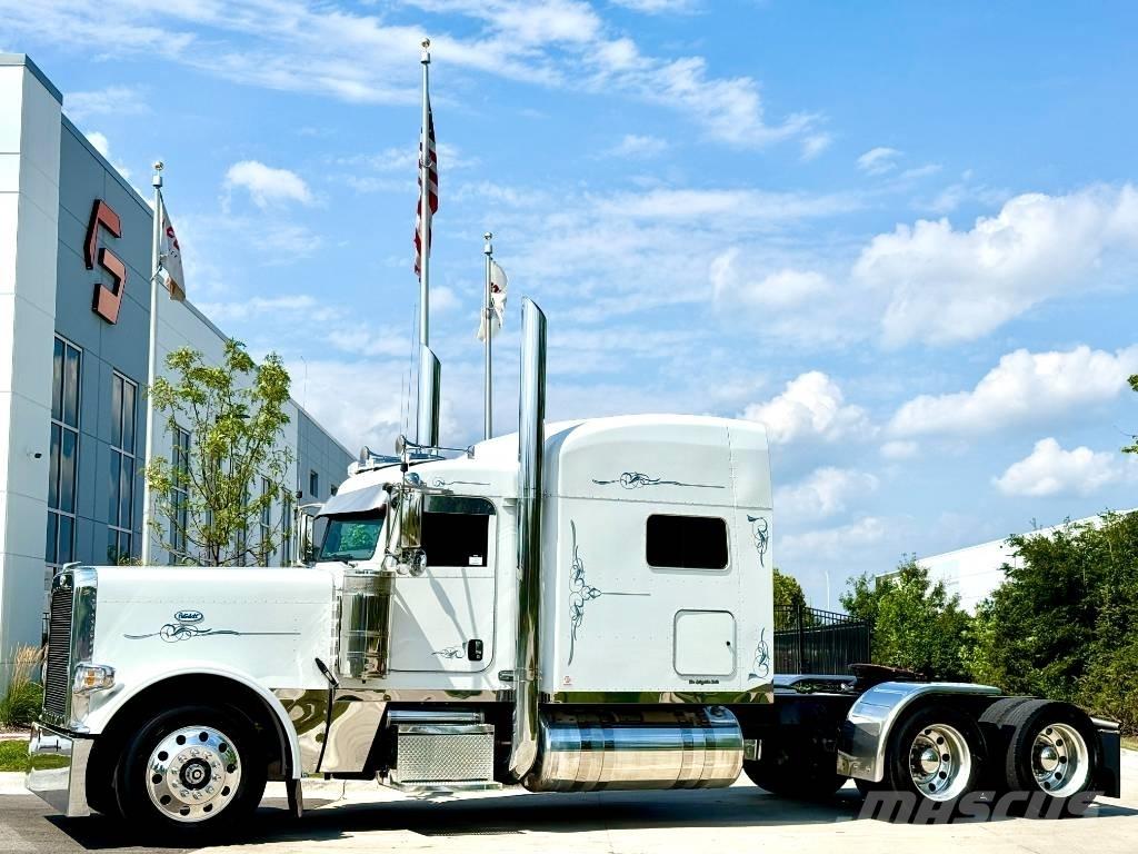 Peterbilt 389 Prime Movers