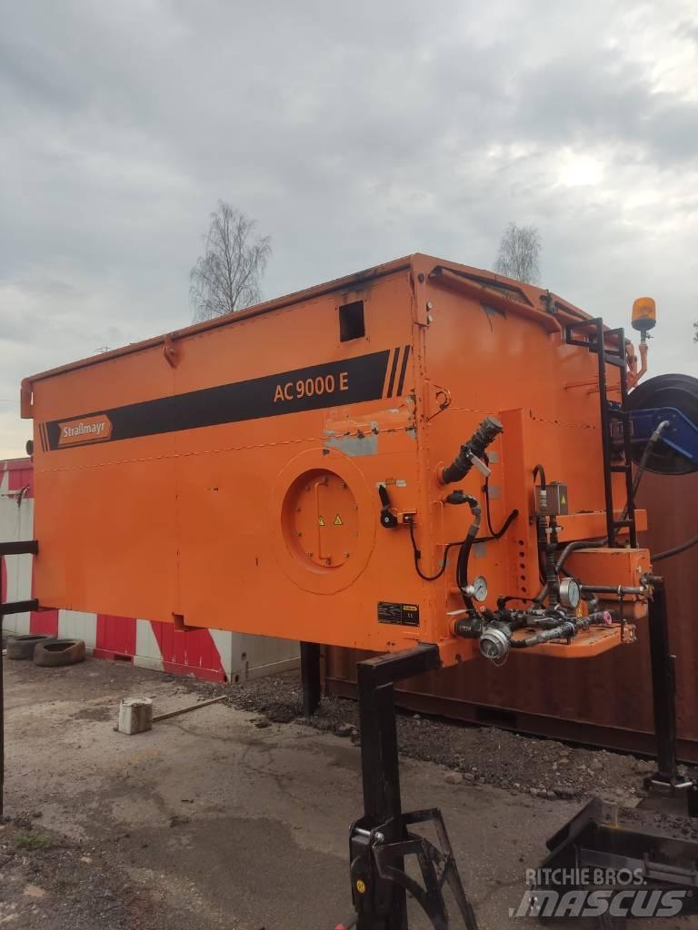 Strassmayr AC 9000 E Asphalt thermal containers