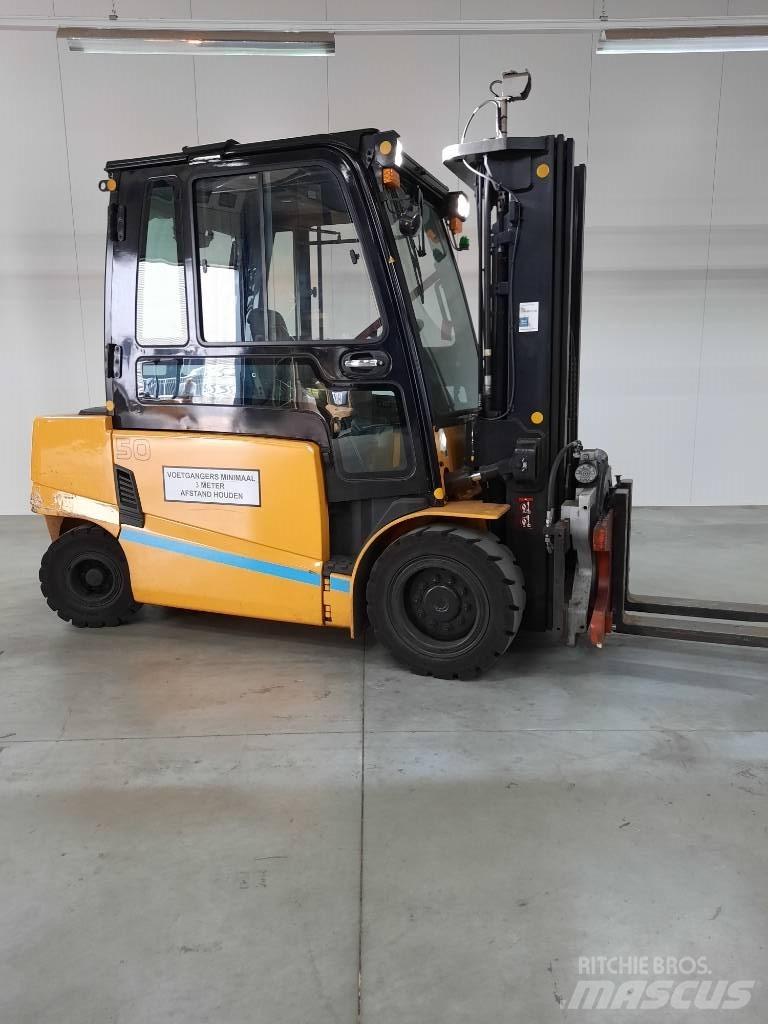 Hyundai HX50 Electric forklift trucks