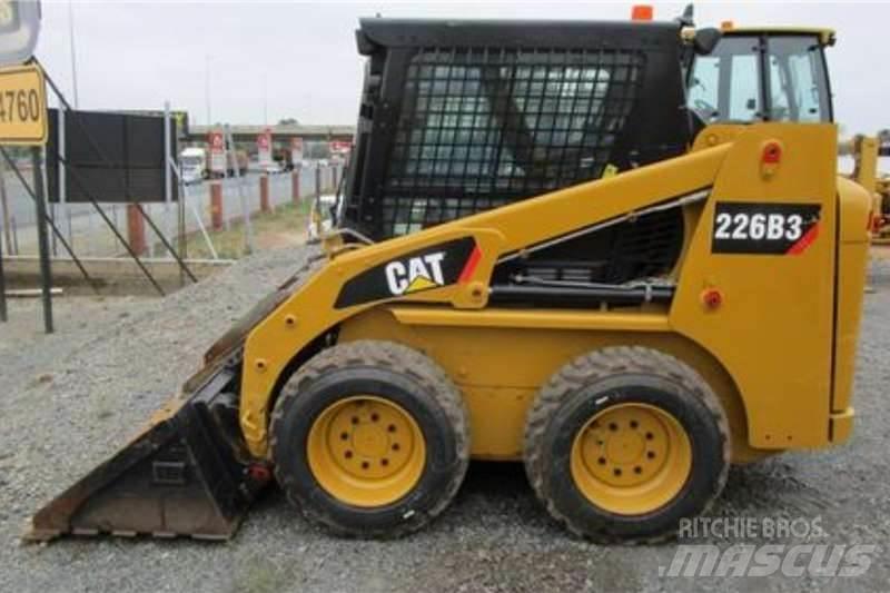 CAT 226B3 Other trucks