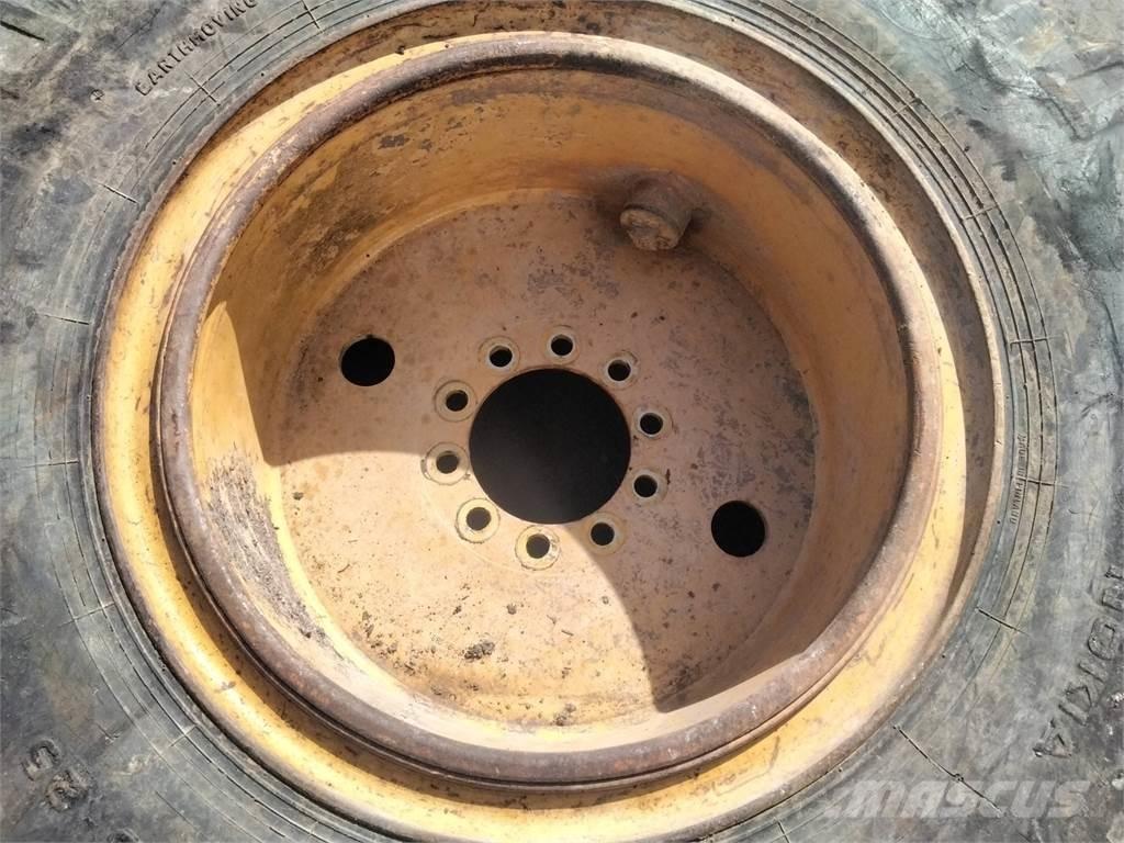 Rottne 2004 14-25 Tyres, wheels and rims