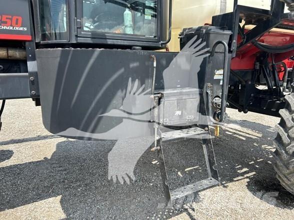 Apache AS850 Self-propelled sprayers