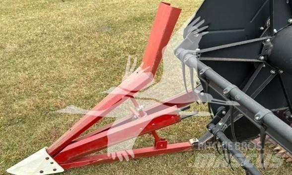 Case IH 1020 Combine harvester heads