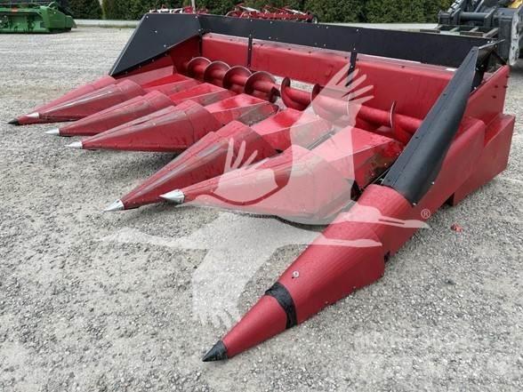 Case IH 1063 Combine harvester heads