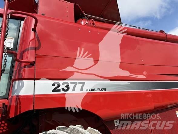 Case IH 2377 Combine harvesters