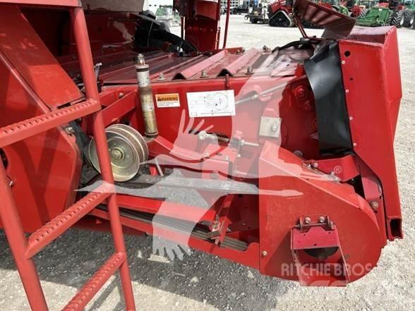 Case IH 2388 Combine harvesters