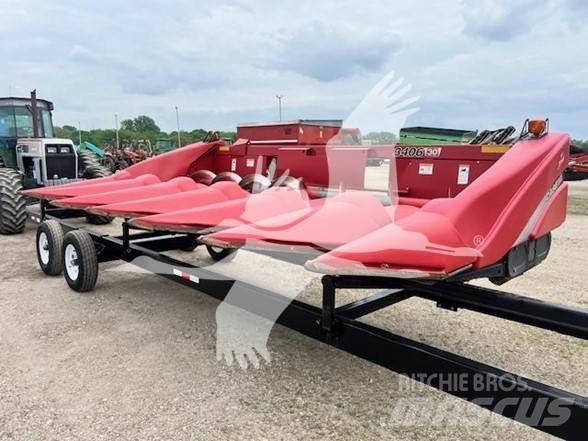 Case IH 3406 Combine harvester heads