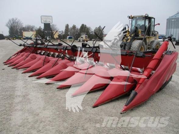 Case IH 3412 Combine harvester heads